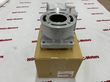 NOUVEAU 2002 - 2004 SUZUKI