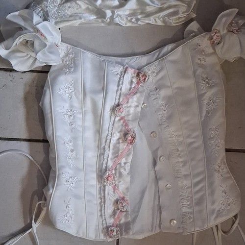 Corset femme satin blanc