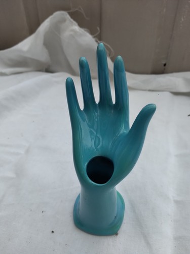 Ancienne main bleue - ancienne, en