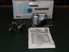 Nikon CoolPix 885 Gris