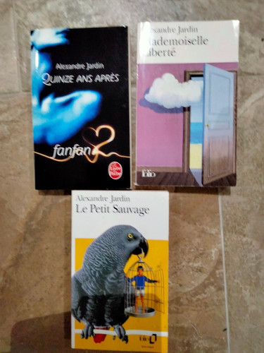 Lot livres poche d - lot,
