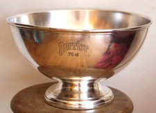 Vasque coupe rafraichisseur seau eau pétillante Perrier métal argenté champagne
