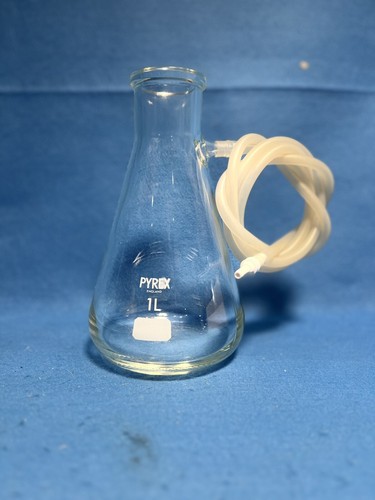 Laboratoire bouteille flacon - laboratoire,