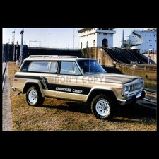 Photo A.025225 JEEP CHEROKEE