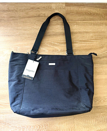 Baggallini black laptop tote - black,