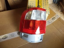 n°he516 feu gauche ford