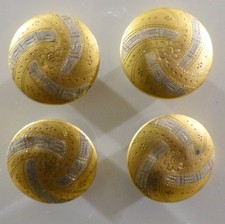 4 BOUTONS   Anciens   23 mm