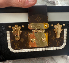 Louis Vuitton Petite Malle