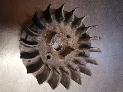 Volant moteur robin - moteur, (origine)