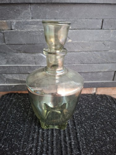 Carafe iridescent style art - style,