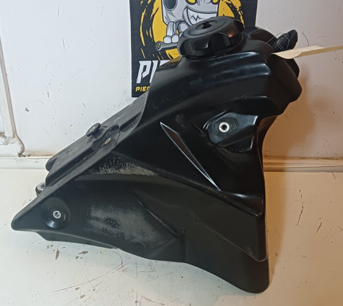 Reservoir yamaha 250 - reservoir,