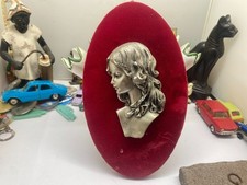 ANCIEN MEDAILLON ETAIN SUR