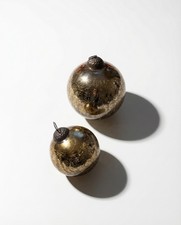 Lot de 2 anciennes boules de