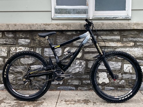 Commencal supreme bike - supreme, v2
