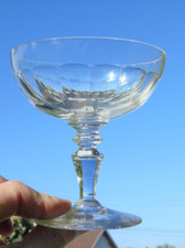 Coupe à champagne en verre