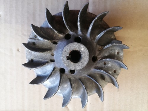 Volant moteur embrayage - +,