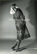 Fashion fur KARL LAGERFELD vres 1980 astrakan swakara photo 23 x 16 cm