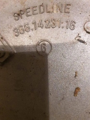Audi 100 44q c3 centres - 100,