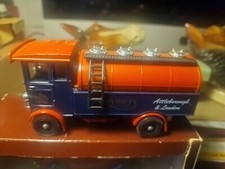 Camion Corgi. Long 13 Cm   Tbe
