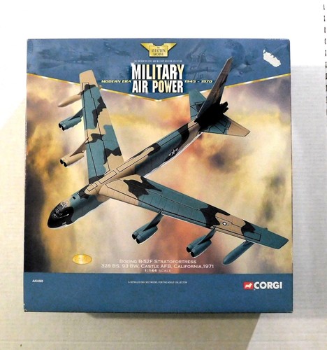 Corgi 144 boeing 52f - corgi, 1:144