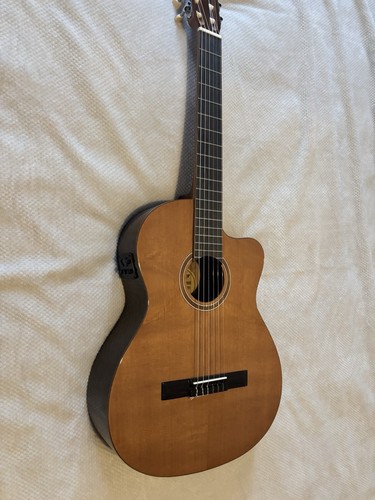 Guitare electro acoustique - guitare,