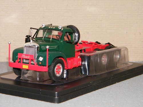 Mack b61 usa green 1953 - green, ixo