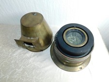 Compas De Navire Avec Boîtier
