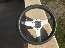 Petit volant sport en cuir
