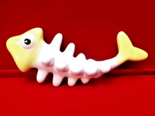 Décoration murale en céramique " Squelette de poisson  "