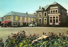 (19) LAGRAULIERE Place de poste PTT voiture auto car simca Hotel de France 1967