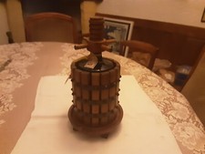 LIQUOR BOTTLE MODEL DEPOSITION LUMI MILANO PRESS