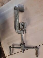 Outil ancien. Outil a tendre les bandes , sangle métallique 