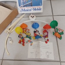 Mobile Musical Walt Disney dans sa boite Dolly Toy's Wonderful World Of Disney
