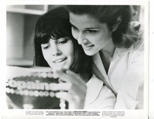 MASCULINE FEMININE-1966- 8 X 10 STILL-DRAMA-ROMANCE-CHANTAL GOYA-vg