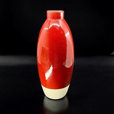 Vase en grès émaillé rouge