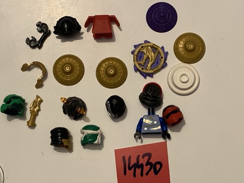 Lot lego pieces pour - de,
