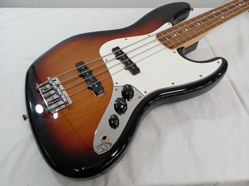 Guitare basse électrique