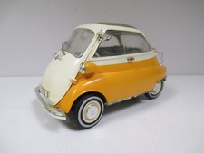 BMW ISETTA 250 Orange Beige par REVELL 08912 au 1/18