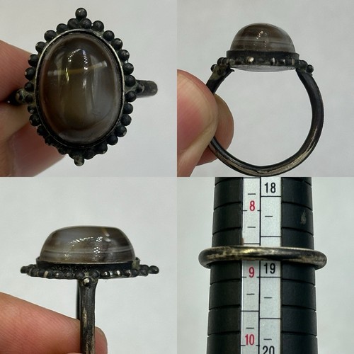 Très rare bague - , ancienne