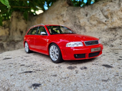 Audi rs4 rouge 1 18 - rs4, b5