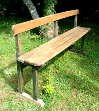 Véritable ancien grand banc d'école Vintage en bois peint vintage school bench