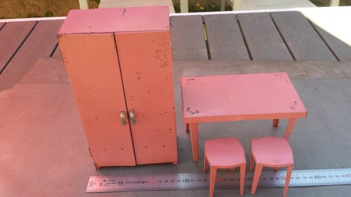 Ancien mobilier poupée - de,