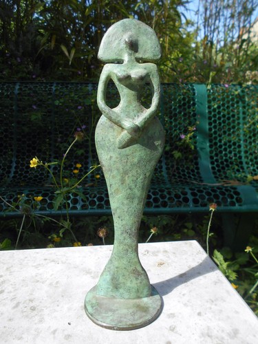 Bronze signé statue
