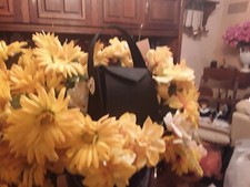 SAC A MAIN NOIR EN SATIN 