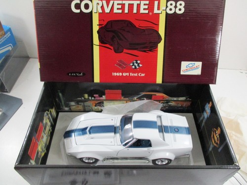 4603 chevrolet corvette 88 - 4603-,