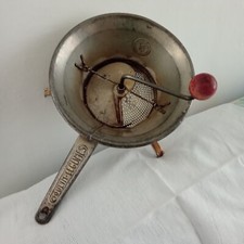 ANCIEN MOULIN À LÉGUMES PRESSE PURÉE NO 2 EN MÉTAL FRANCE VINTAGE