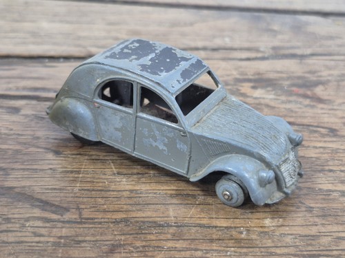 Jouet ancien voiture miniature - jouet,