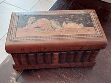 BOITE ANCIENNE AVEC SECRET