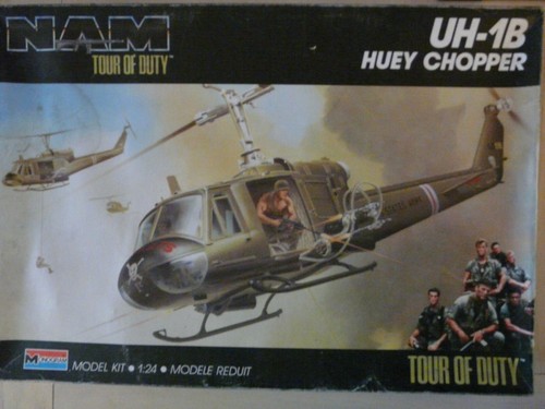 Monogram 6086 1b huey - 1/24,