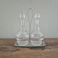 Ancien ensemble de cruches à huile et vinaigre avec bouton en verre support e...